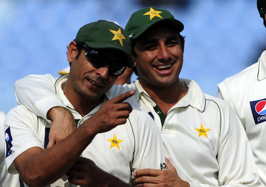 سعید اجمل اور عبد الرحمن اس وقت دنیا کے 10 بہترین گیند بازوں میں شامل ہیں (تصویر: AFP)