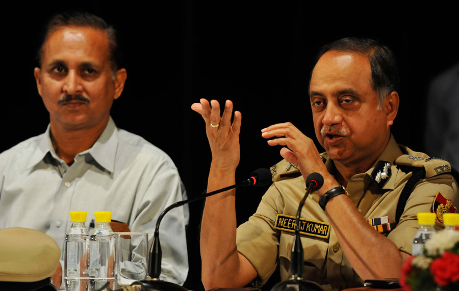 دہلی پولیس کے کمشنر نیرج کمار نے پریس کانفرنس میں حیرت انگیز انکشافات کیے (تصویر: AFP)